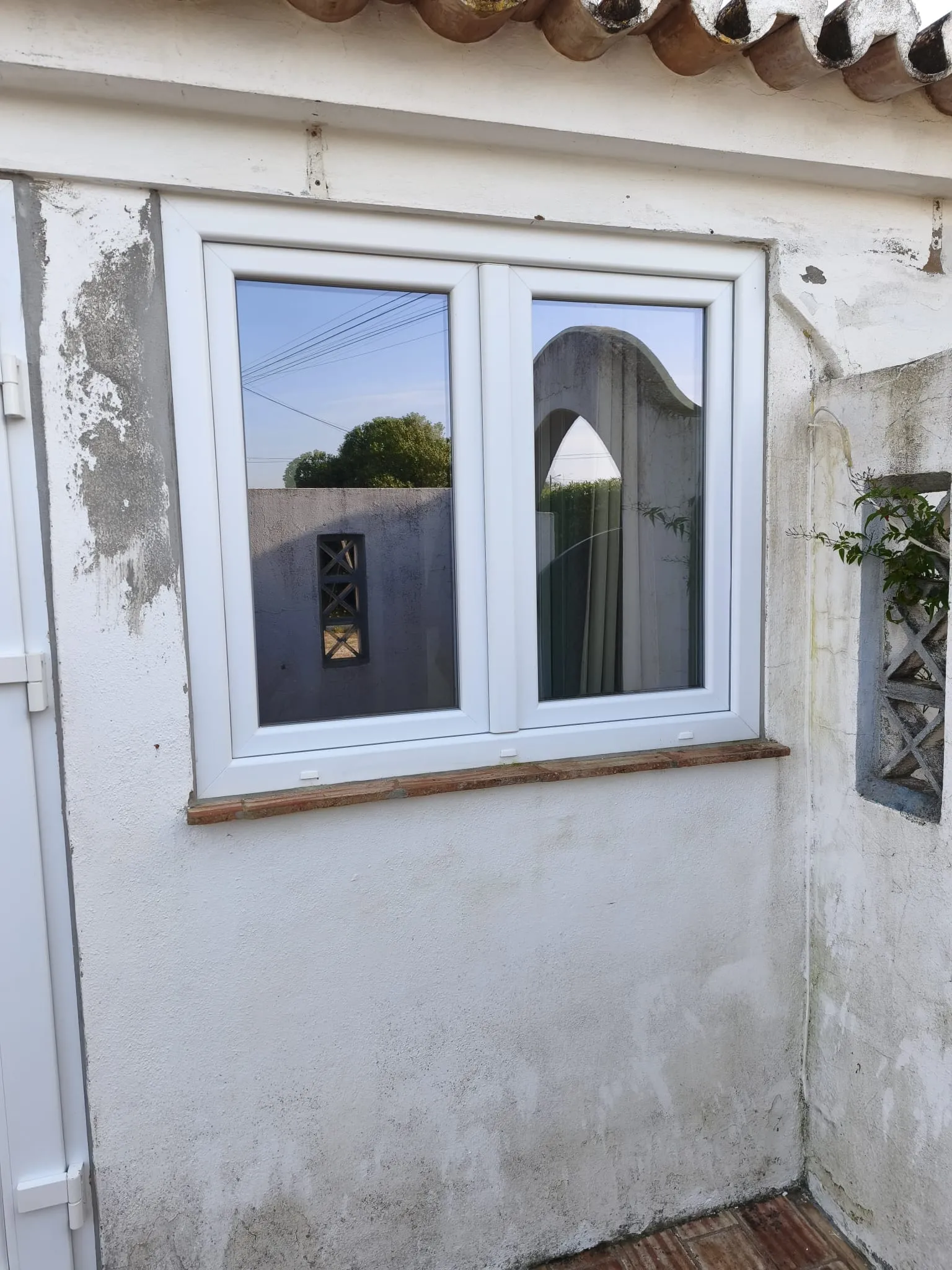 Janelas e portas em PVC instaladas no Algarve