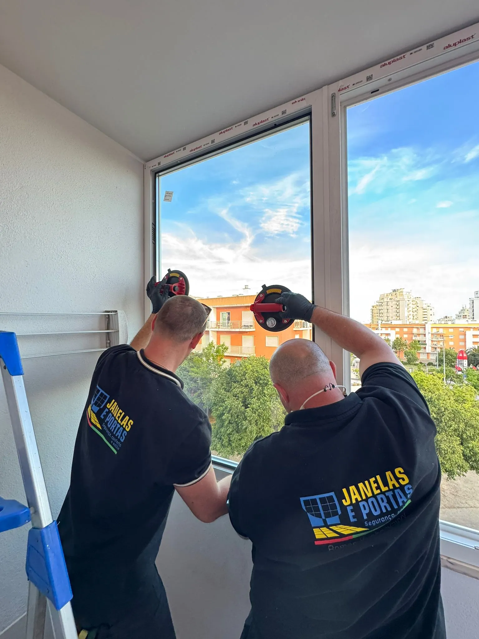 Janelas e portas em PVC instaladas no Algarve