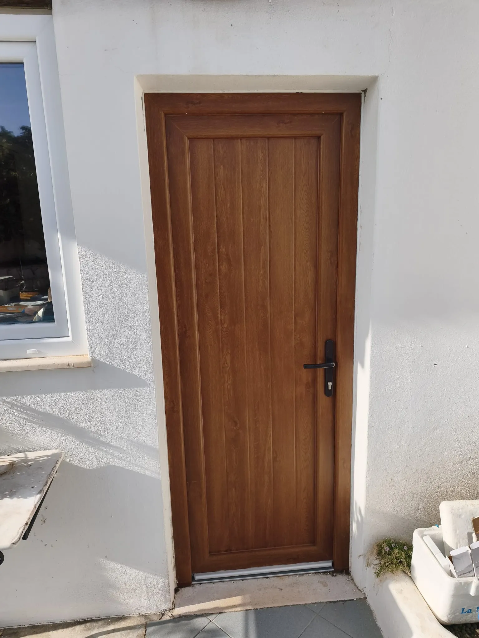 Janelas e portas em PVC instaladas no Algarve